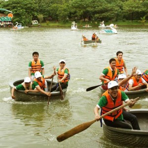 TRÈO THUYỀN, ĐẠP VỊT